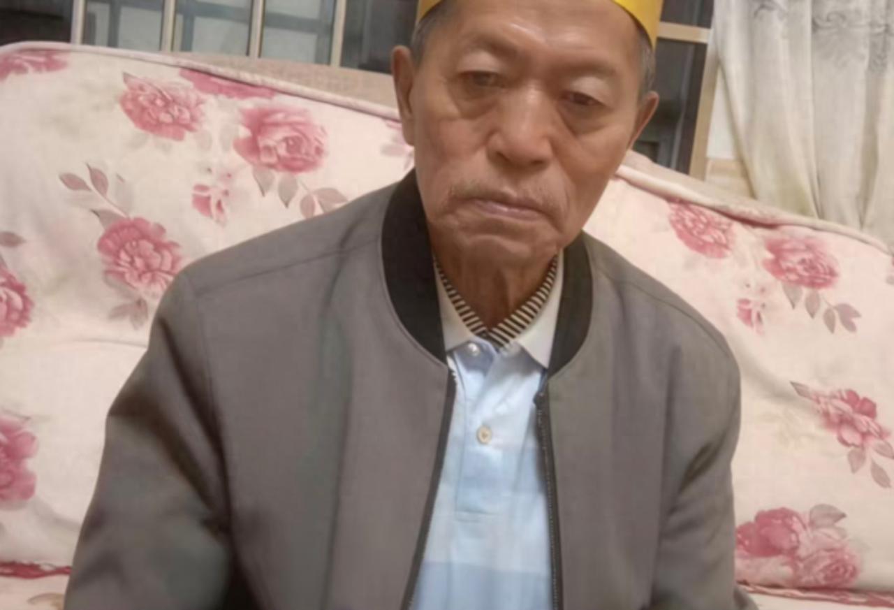 走失者照片 曲靖市寻人：七旬老人走失，穿黑色衣...