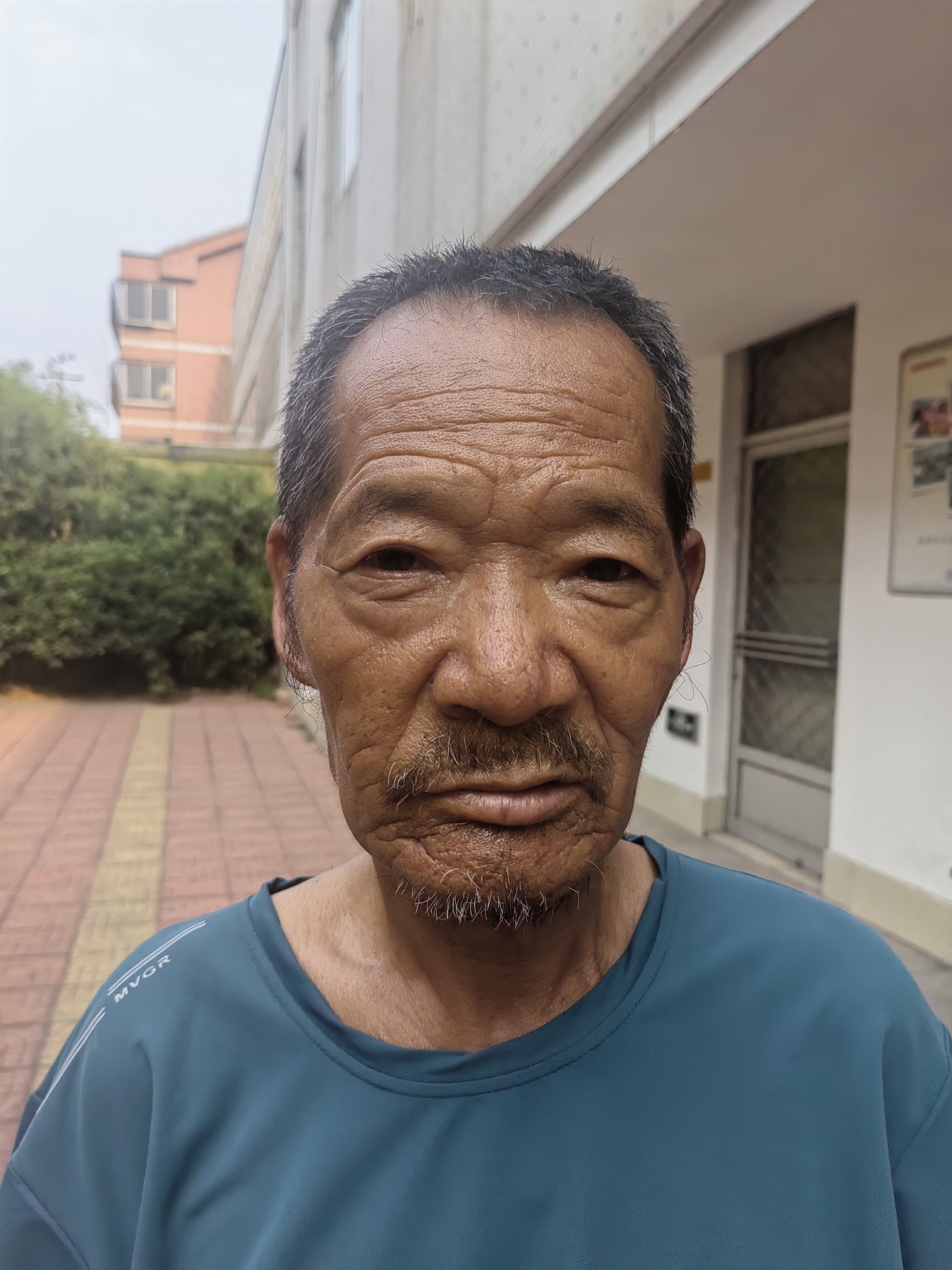 走失者照片 潍坊市寻亲：六旬老人被救助，自述叫...