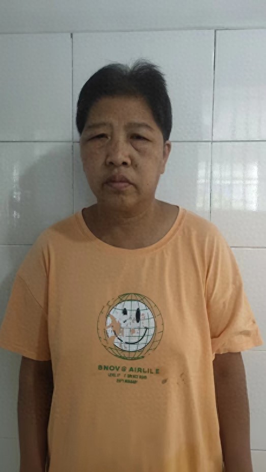 走失者照片 怒江傈僳族自治州泸水市寻亲：中年女...