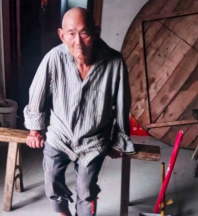走失者照片 盐城市东台市寻人：八旬老人走失，驼...