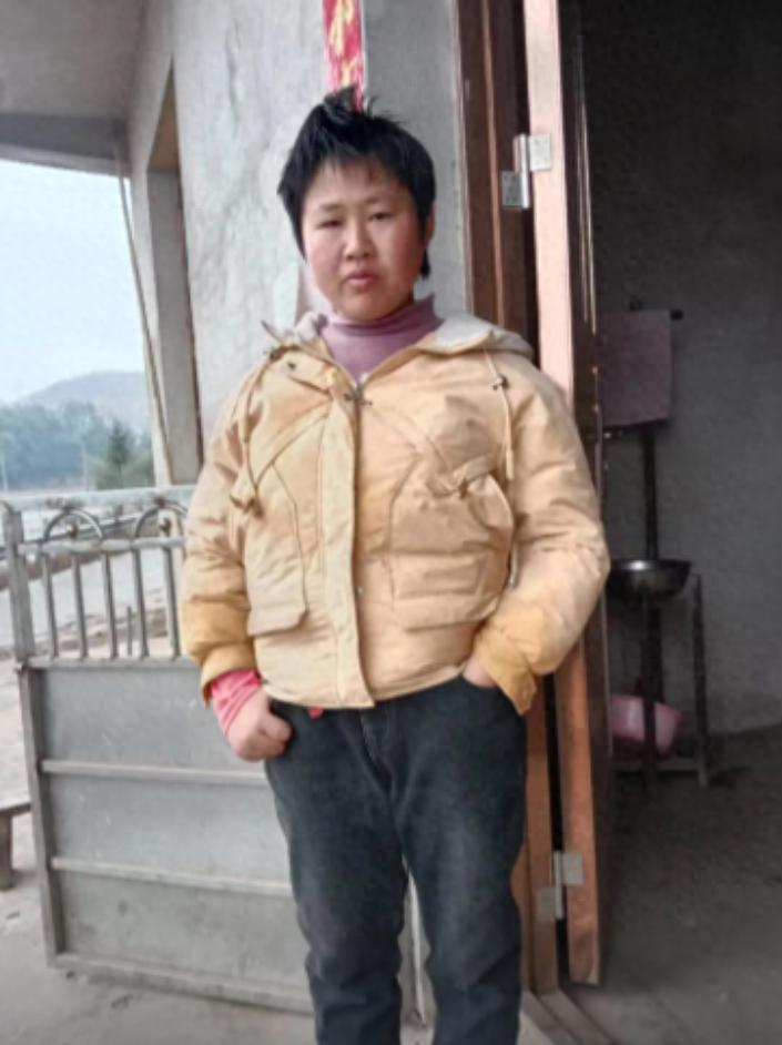 走失者照片 衡阳市常宁市寻人：青年女子走失，患...