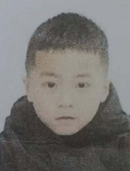 走失者照片 南阳市寻亲：4岁男孩被救助，受助时...