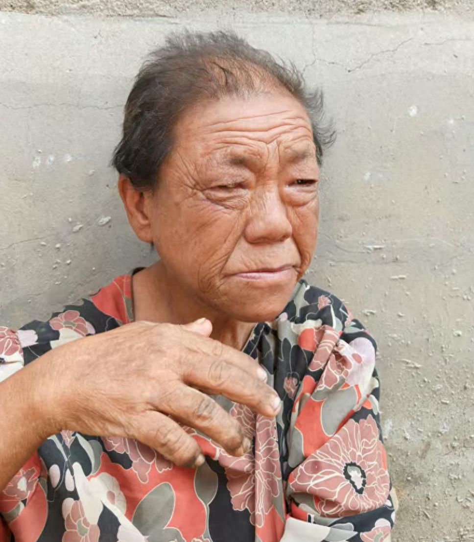 走失者照片 石家庄市寻亲：六旬老太被救助，疑患...