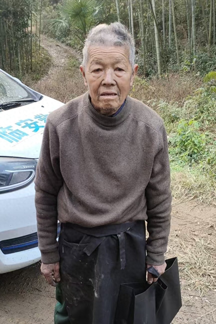 走失者照片 杭州市寻亲：六旬老人被救助，自述叫...