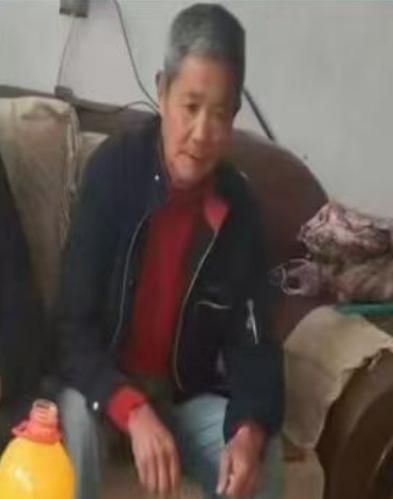 走失者照片 平顶山市寻人：七旬老人走失，穿黑色...