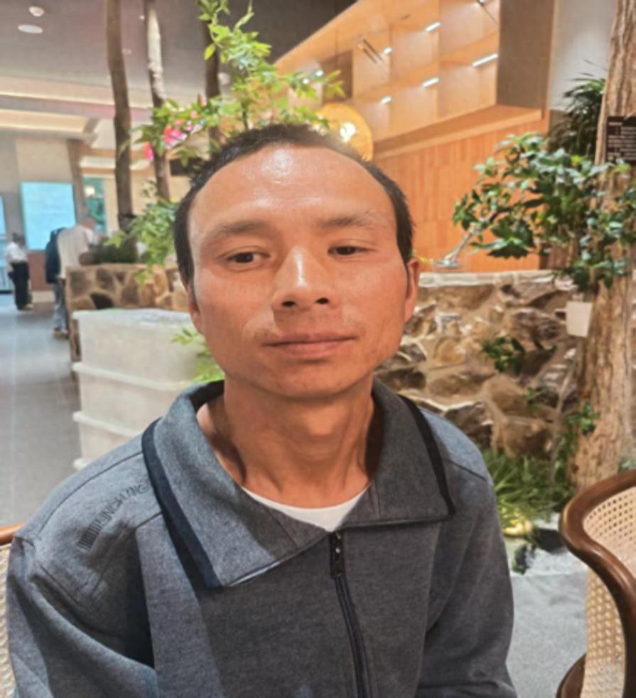 走失者照片 曲靖市寻亲：青年男子被救助，患言语...