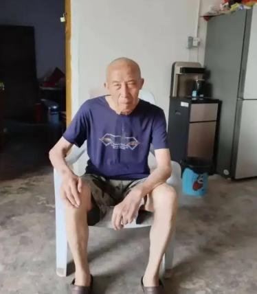 走失者照片 重庆市寻人：八旬老人走失，患小脑萎...