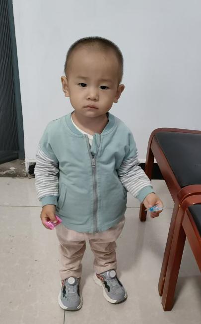 走失者照片 保定市寻亲：3岁男孩被救助，现高9...