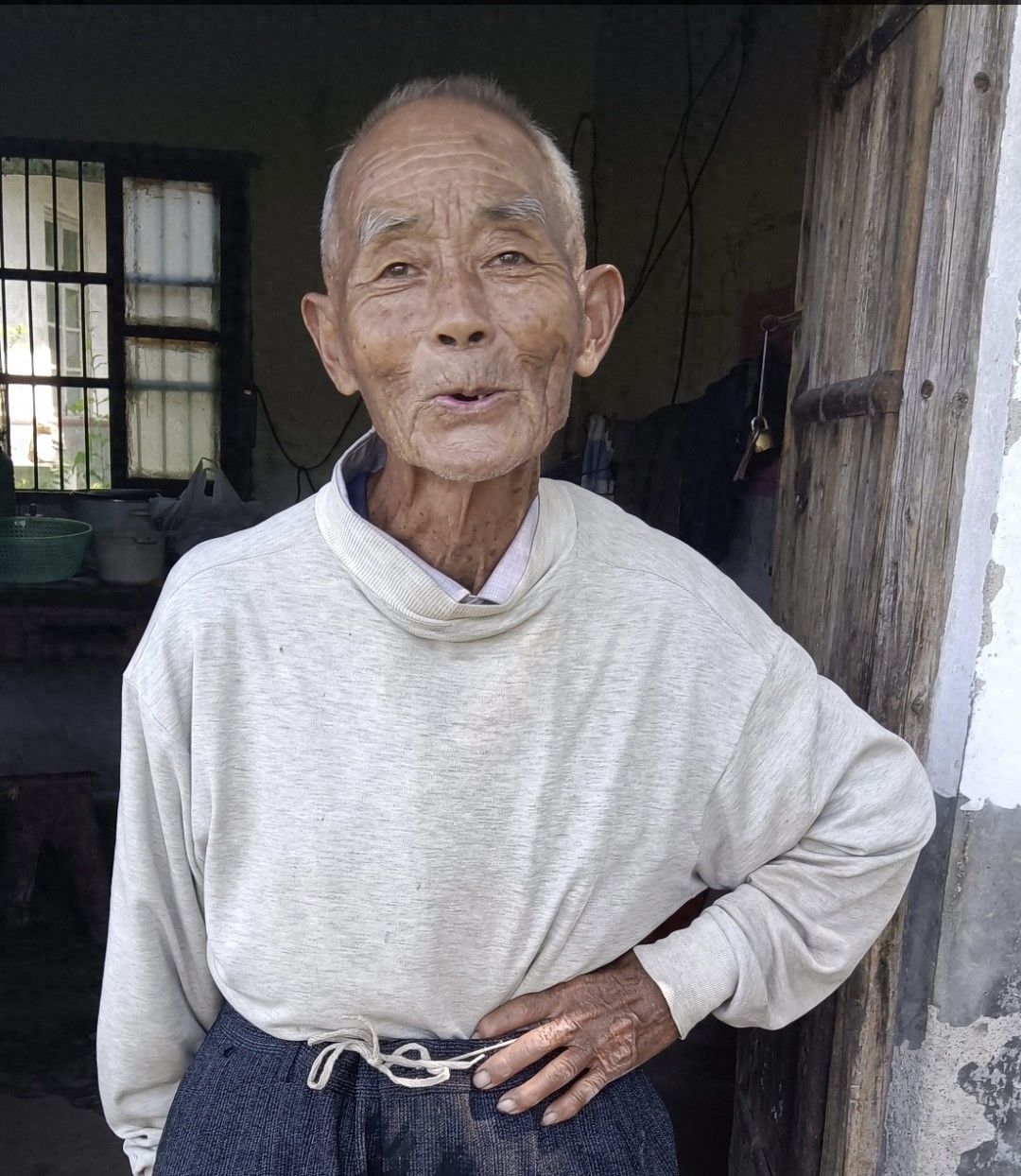 走失者照片 合肥市寻人：八旬老人走失，偏瘦，穿...