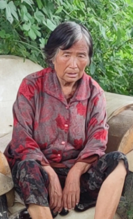 走失者照片 郑州市荥阳市寻人：八旬老太走失，穿...