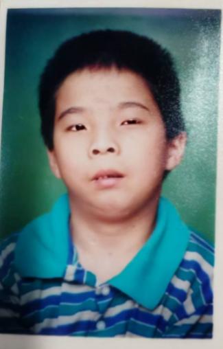 走失者照片 福州市寻亲：中年男子被救助多年，奶...