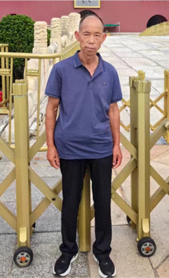 走失者照片 铜仁市寻人：七旬老人走失，穿黑色棉...