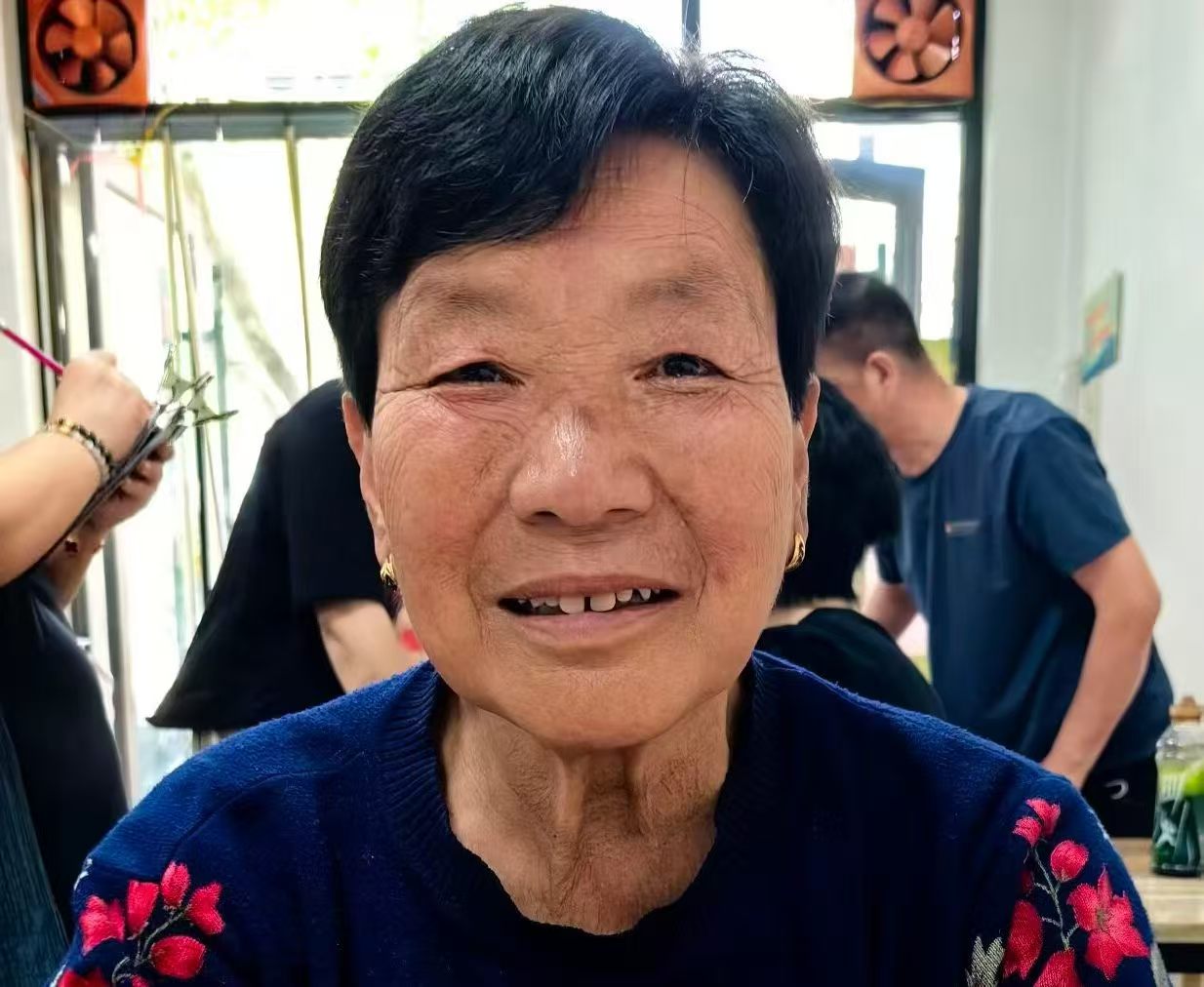 走失者照片 邯郸市武安市寻人：八旬老太走失，穿...