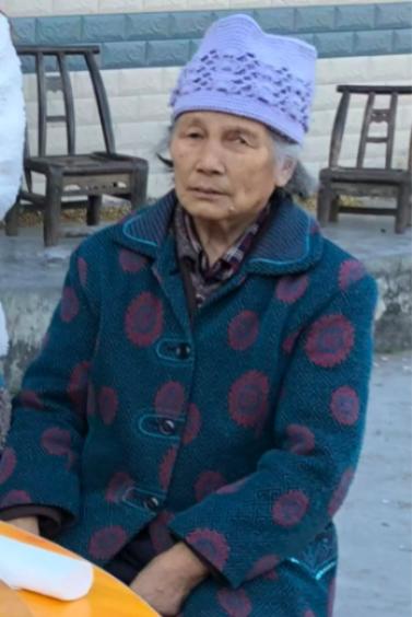 走失者照片 肇庆市寻人：七旬老太走失，戴头巾，...