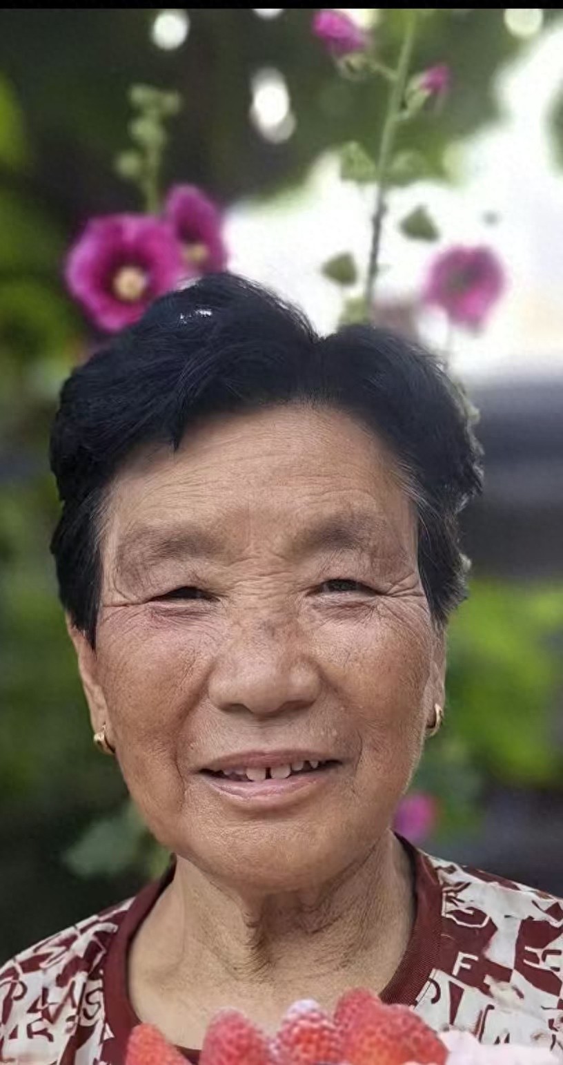 走失者照片 邯郸市武安市寻人：八旬老太走失，穿...