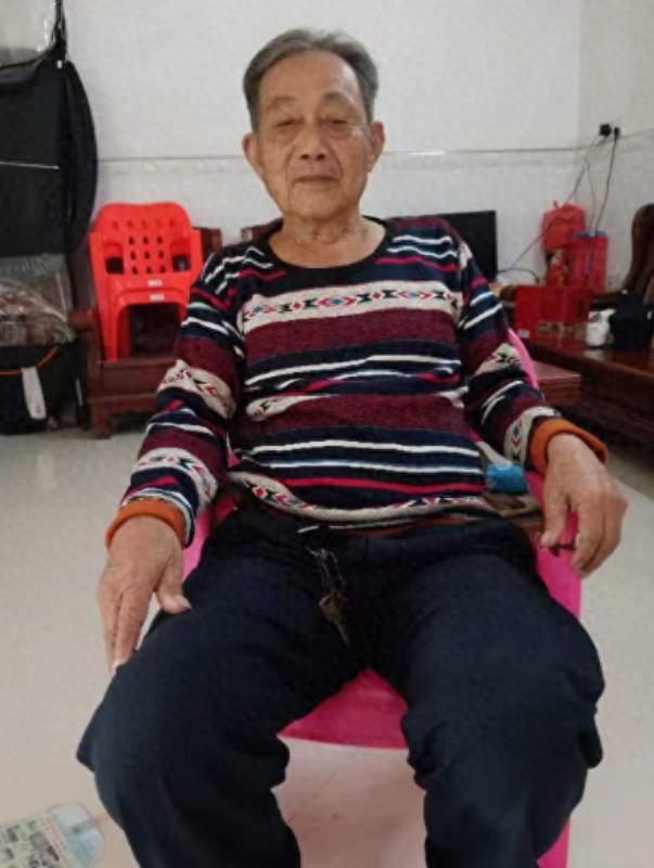 走失者照片 汕头市寻人：八旬老人走失，患术后后...
