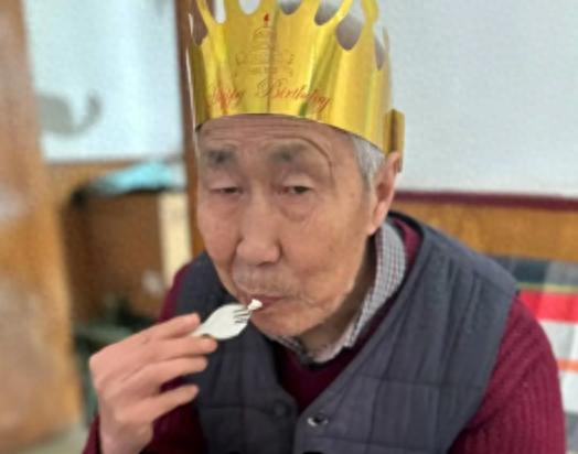 走失者照片 渭南市寻人：七旬老人走失，患阿尔茨...