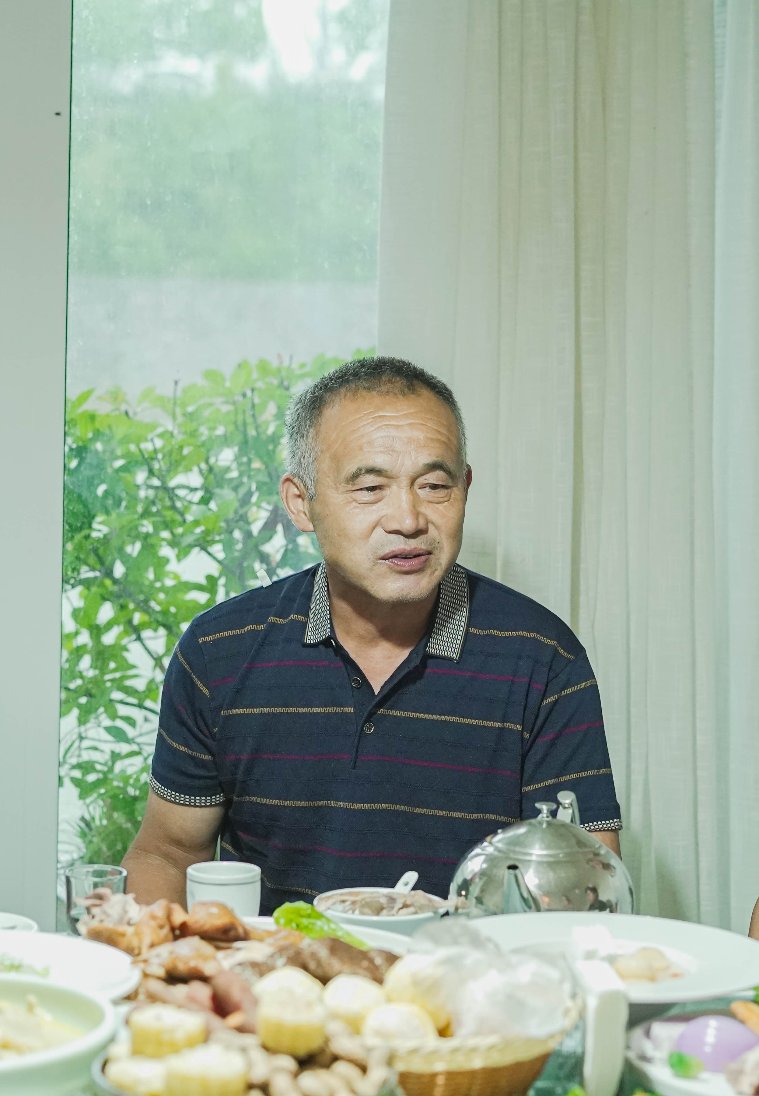 走失者照片 武汉市寻人：六旬老人走失，穿黑色T...