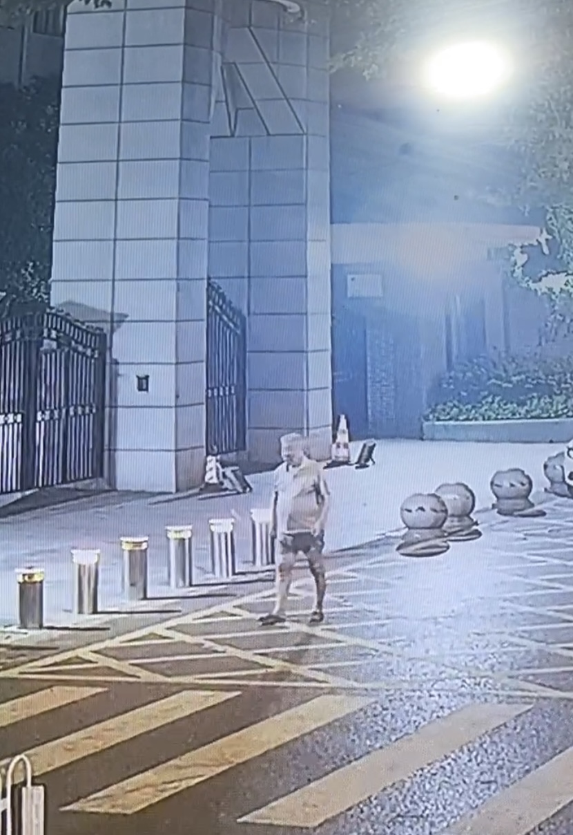 走失者照片 武汉市寻人：八旬老人走失，穿浅色T...