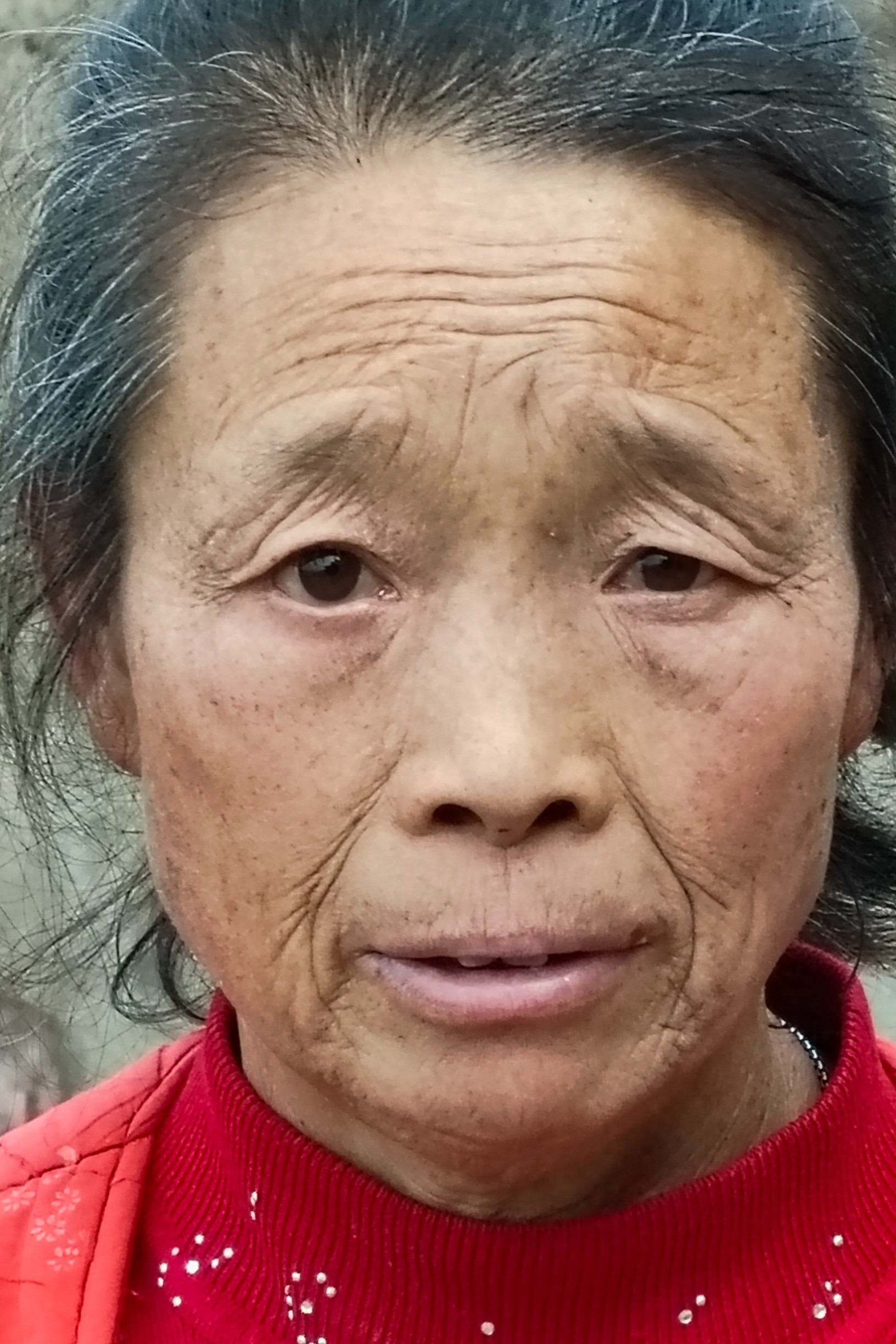 走失者照片 重庆市寻亲：五旬女子被救助，自述叫...