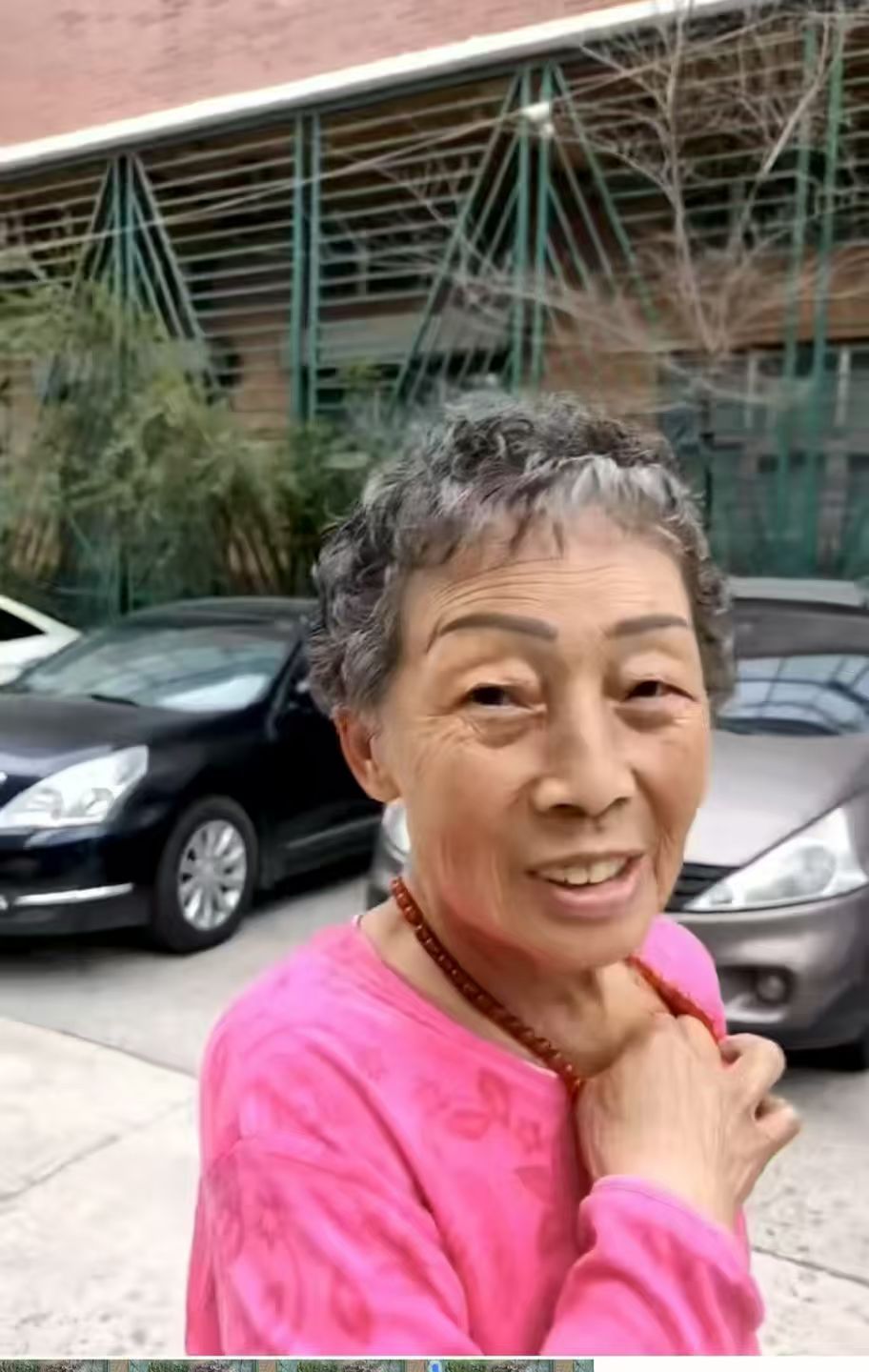 走失者照片 哈尔滨市寻人：八旬老太走失，患小脑...