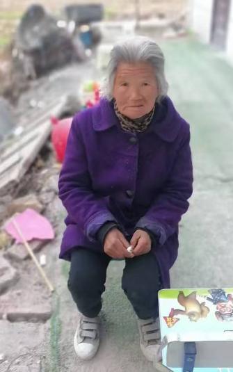 走失者照片 商洛市寻人：六旬老太走失，患脑梗，...