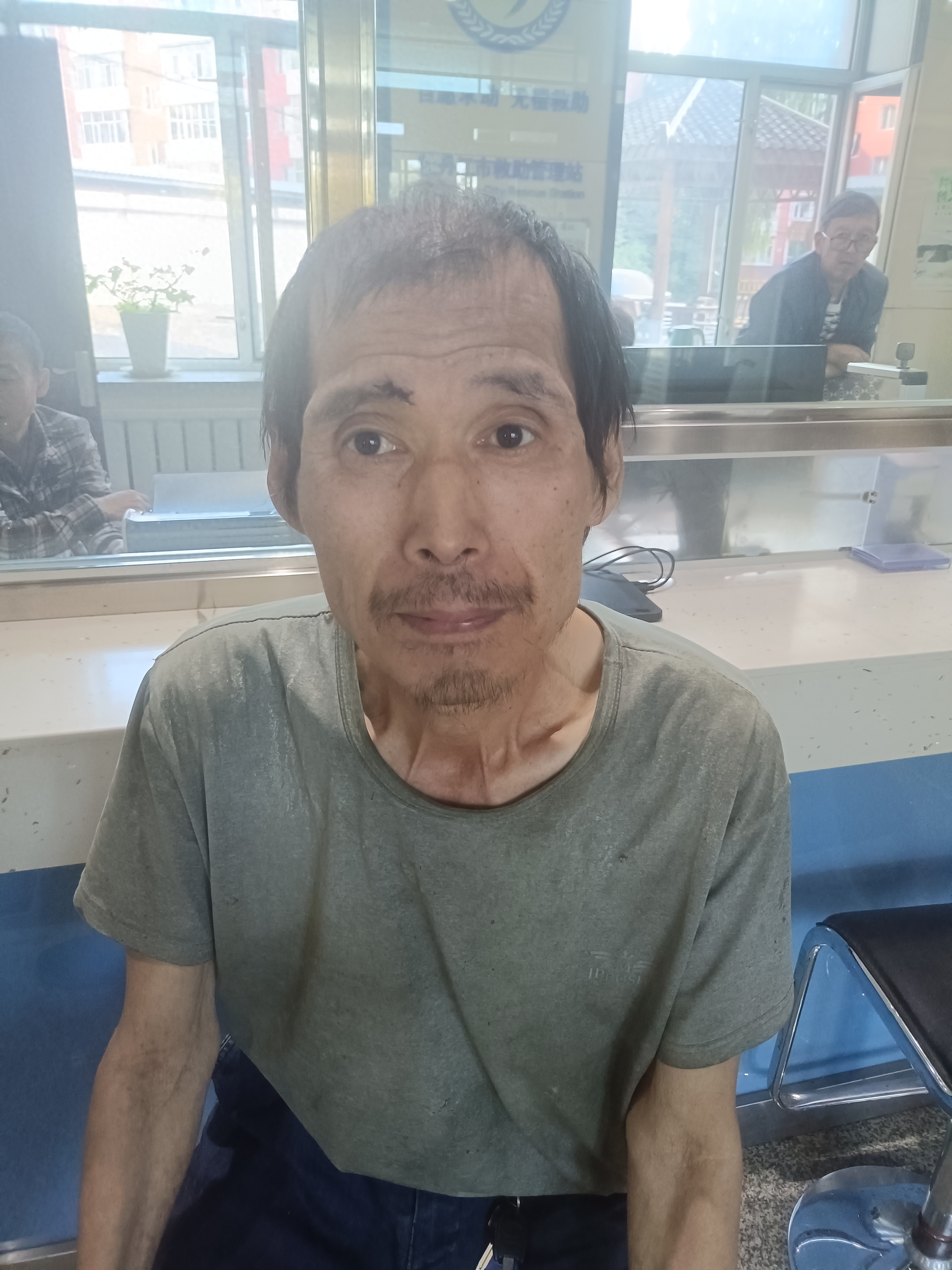 走失者照片 牡丹江市寻亲：五旬男子被救助，自述...