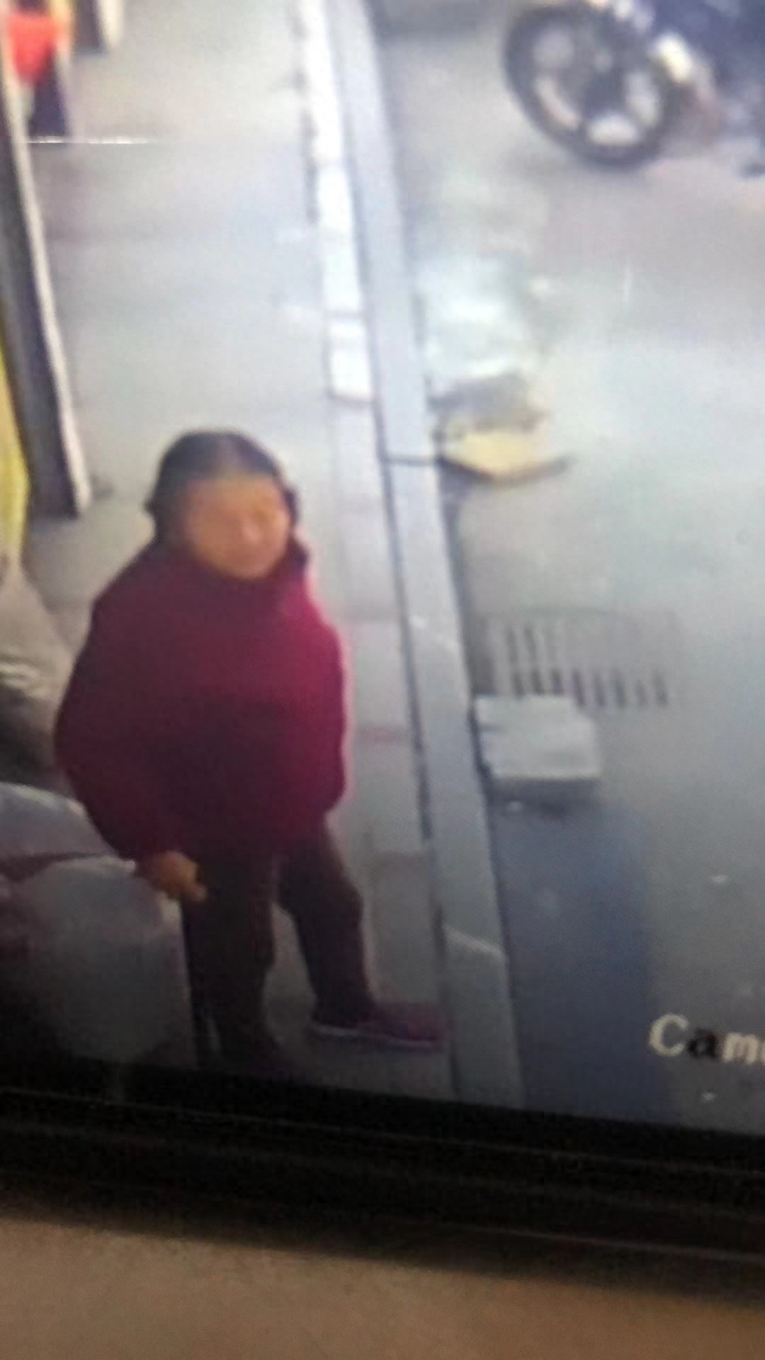走失者照片 泉州市石狮市寻人：七旬老太走失，穿...