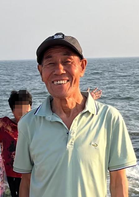 走失者照片 呼和浩特市寻人：七旬老人走失，戴黑...