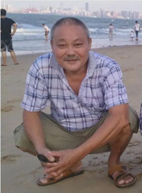 走失者照片 海口市寻人：六旬老人走失，穿棕色外...