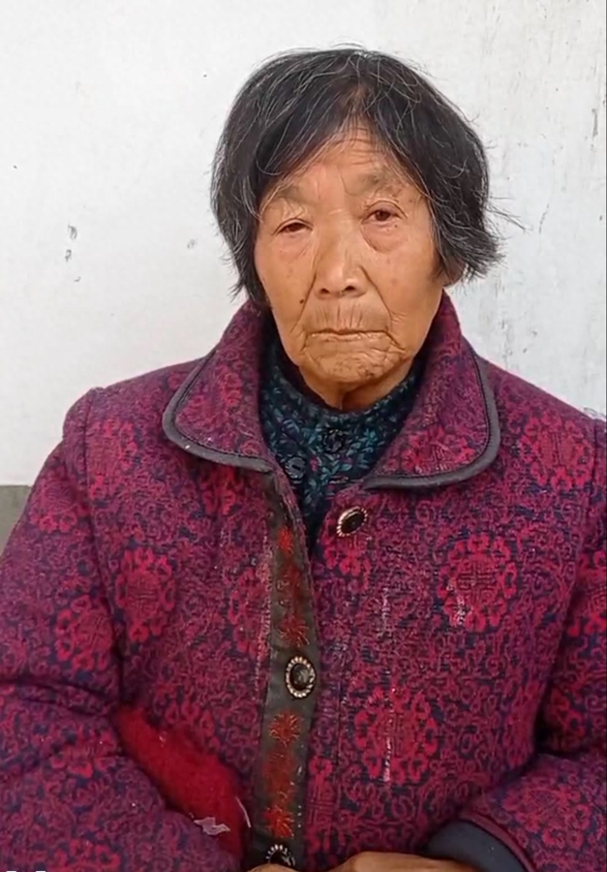 走失者照片 武汉市寻人：七旬老太走失，嘴巴轻微...