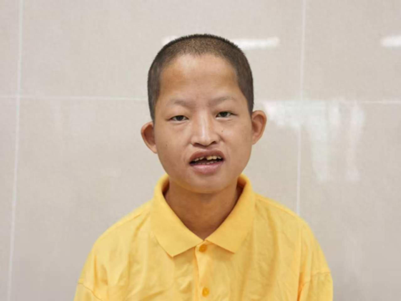 走失者照片 厦门市寻亲：青年男子被救助，疑似姓...