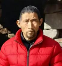 走失者照片 洛阳市寻人：六旬老人走失，穿红色外...