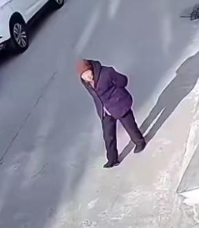 走失者照片 宝鸡市寻人：八旬老太走失，戴暗红色...