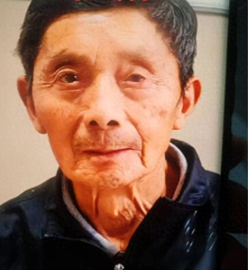 走失者照片 广安市寻人：八旬老人走失，患大脑萎...