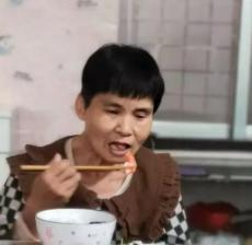 走失者照片 漳州市寻人：六旬老太走失，穿格子外...
