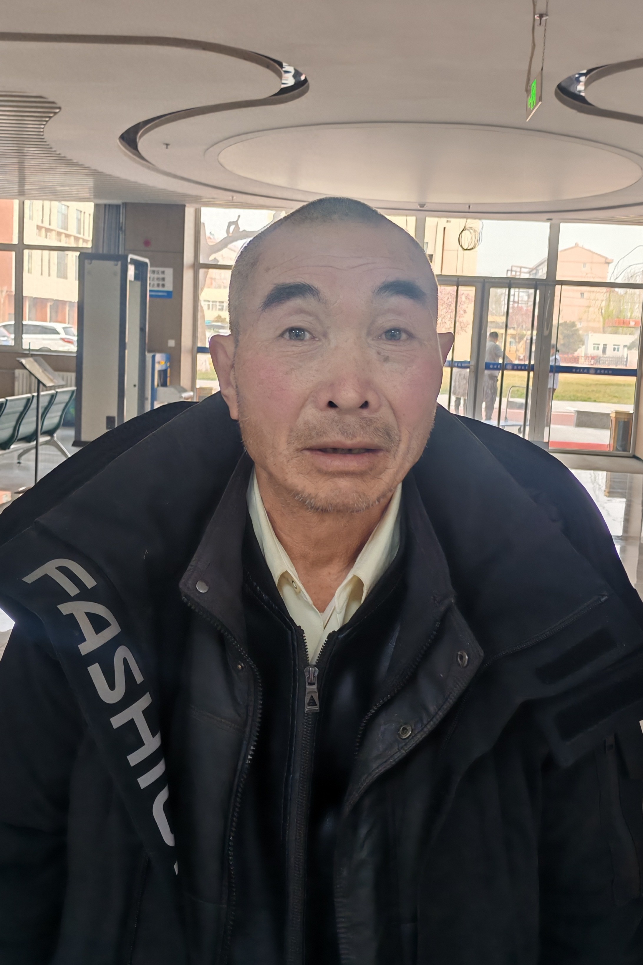 走失者照片 济南市寻亲：七旬老人被救助，自述叫...