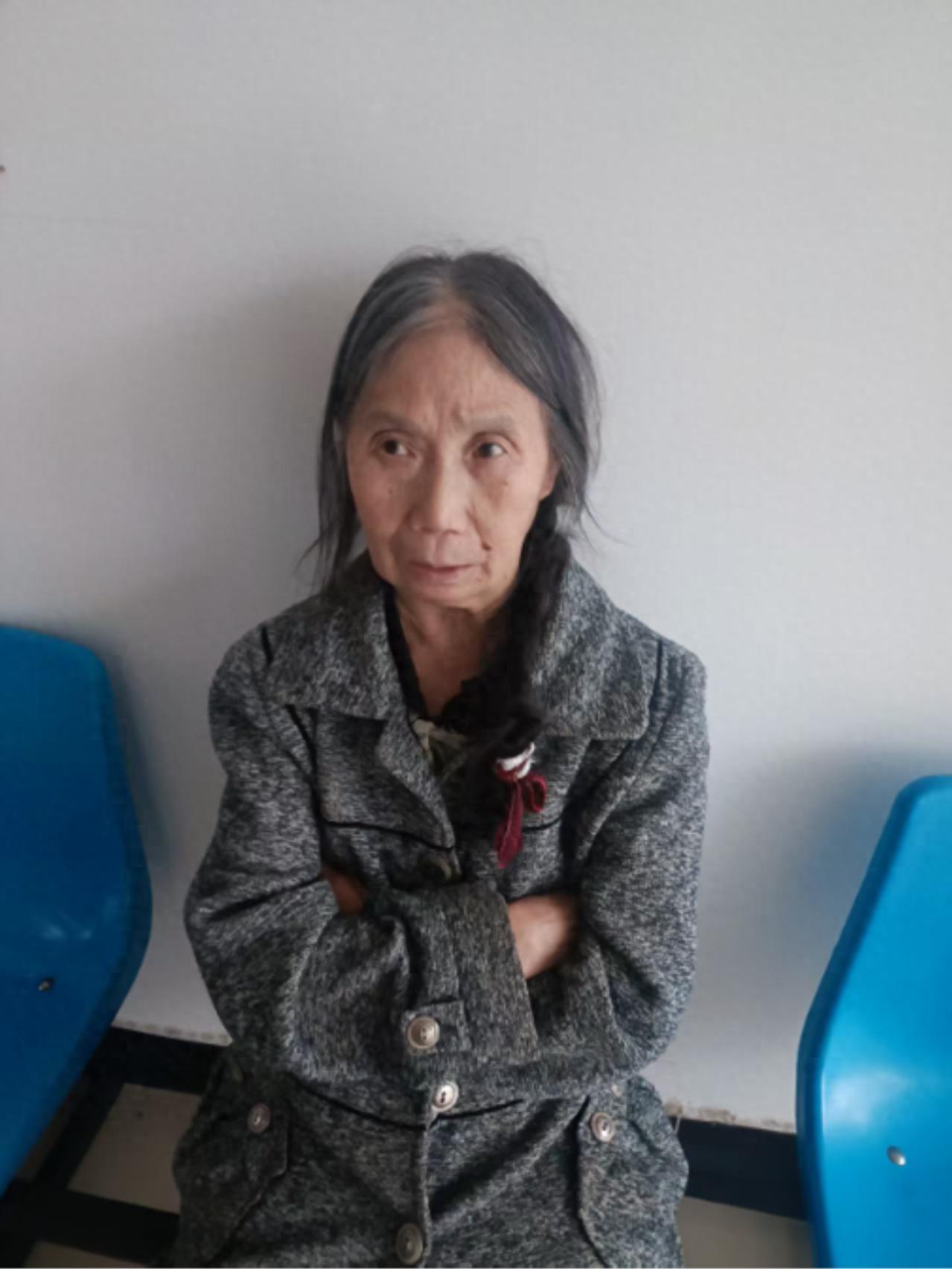 走失者照片 邯郸市寻亲：六旬老太被救助，高1米...