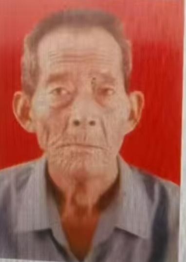 走失者照片 驻马店市寻人：八旬老人走失，穿天蓝...