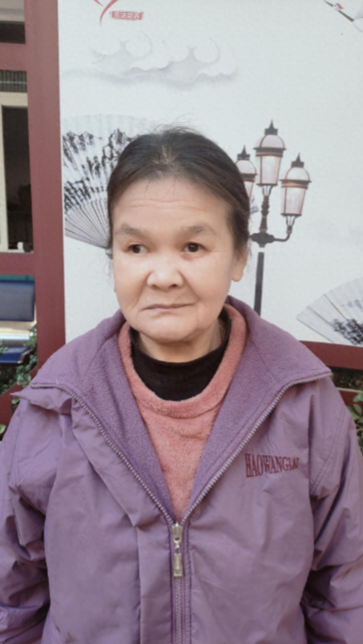 走失者照片 钦州市寻亲：六旬老太被救助，言语不...
