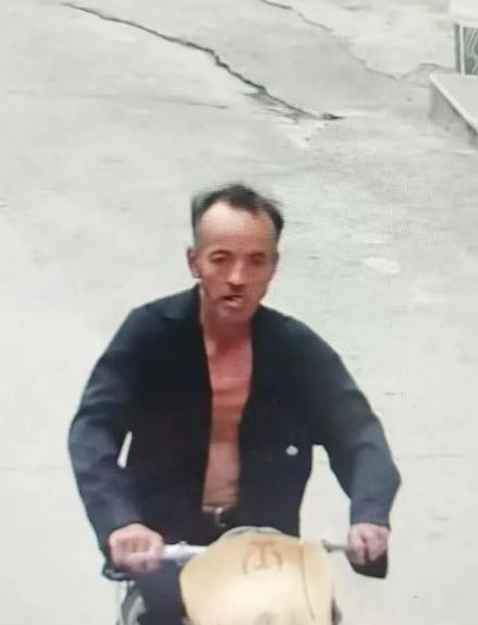 走失者照片 莆田市寻人：六旬老人走失，穿棕色上...
