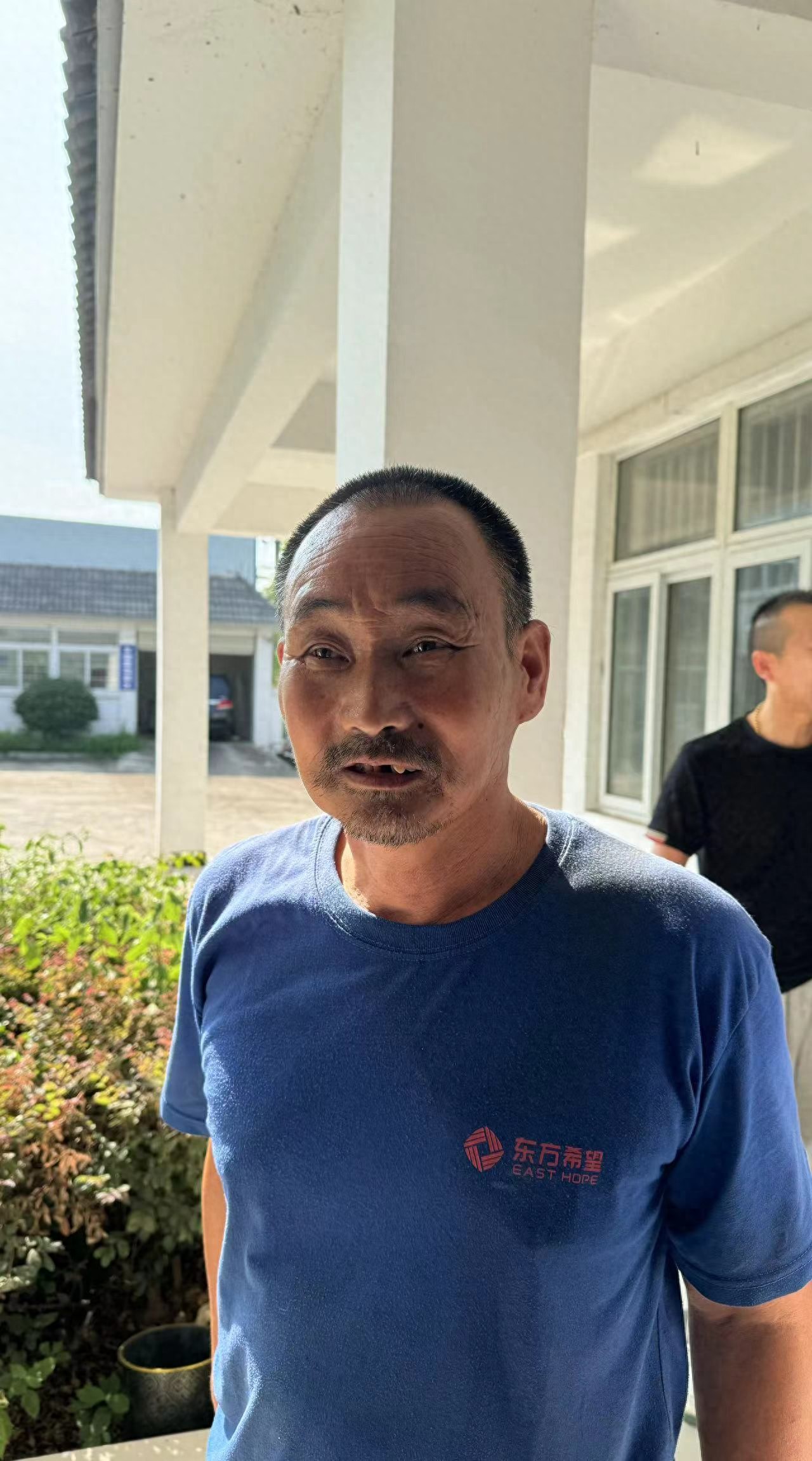 走失者照片 铜陵市寻亲：六旬老人被救助，疑似安...