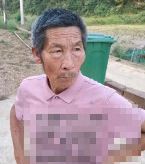 走失者照片 上饶市寻人：七旬老人走失，穿灰色外...