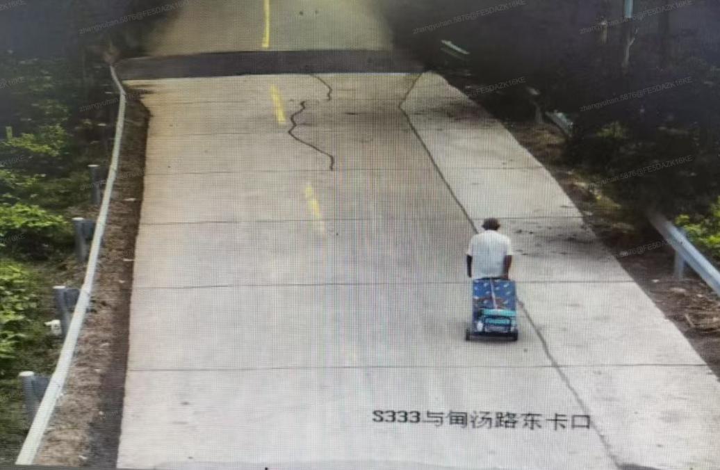 走失者照片 扬州市高邮市寻人：九旬老人走失，穿...
