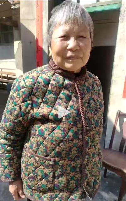 走失者照片 龙岩市漳平市寻人：八旬老太走失，穿...