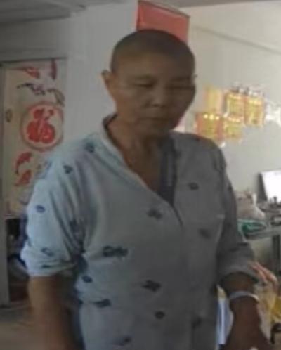走失者照片 武威市寻人：六旬老太走失，穿深蓝色...