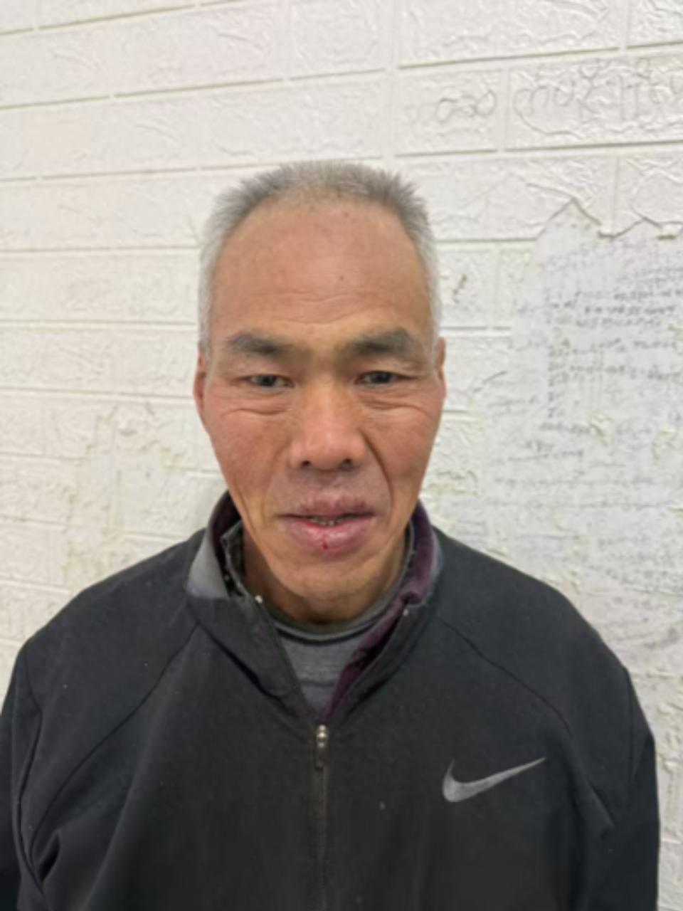 走失者照片 亳州市寻亲：六旬老人被救助，言语残...