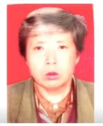 走失者照片 阳泉市寻人：七旬老太走失，穿黑色大...