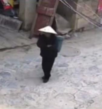 走失者照片 安顺市寻人：七旬老人走失，戴斗笠，...