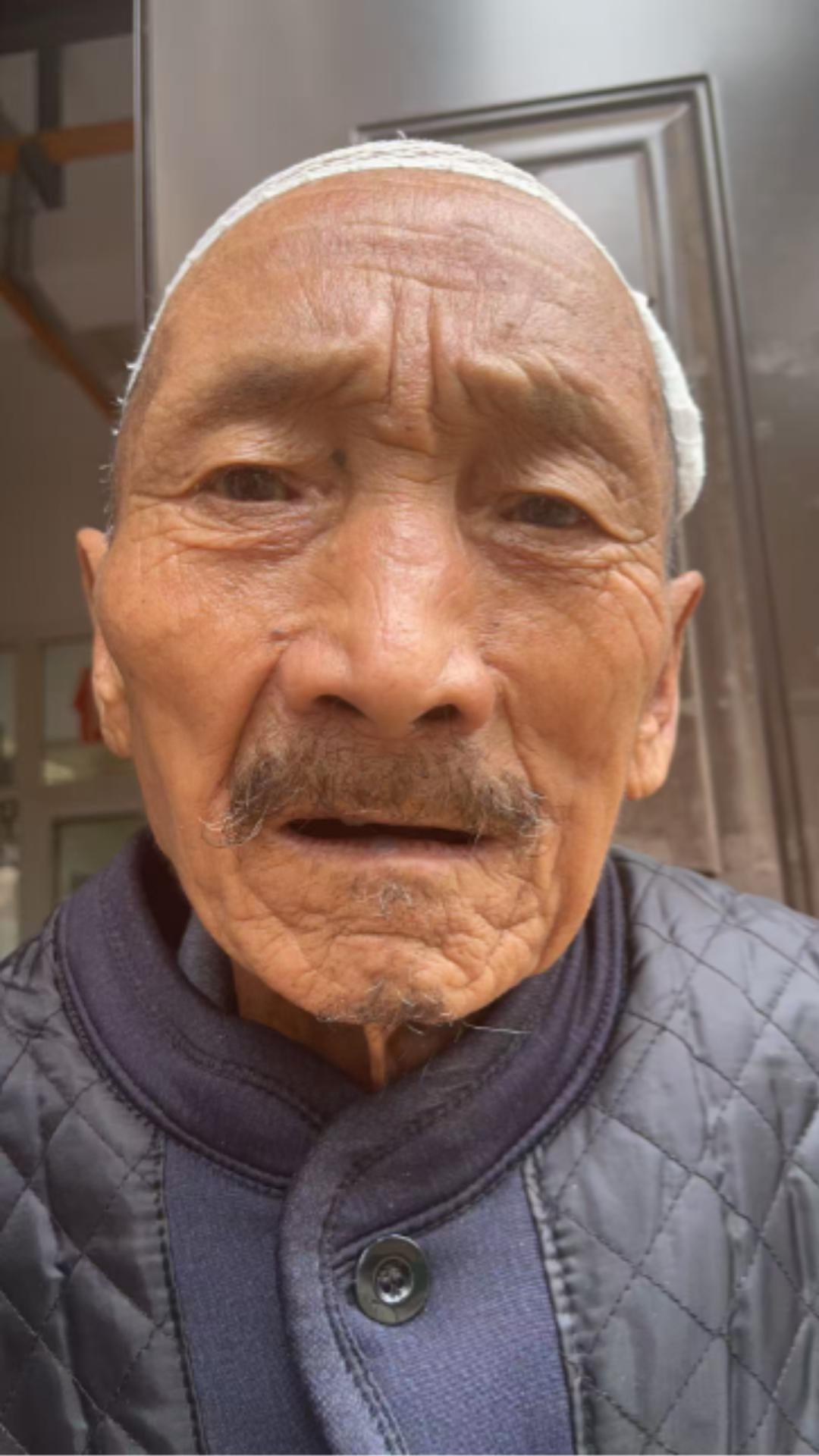 走失者照片 宝鸡市寻亲：七旬老人被救助，疑似家...
